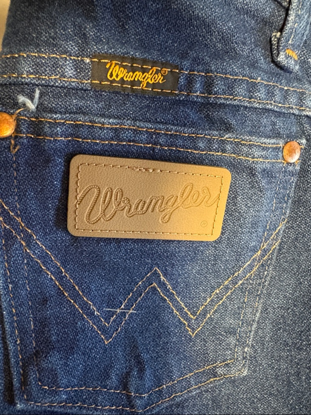 Wrangler Men’s Indigo Blue Denim Jeans with Leather Patch